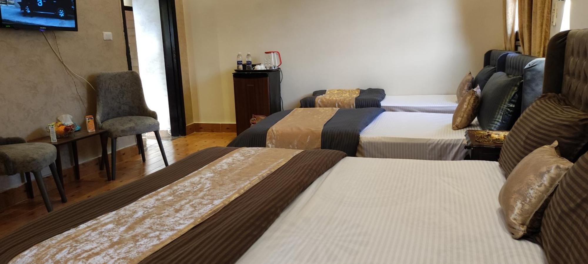 Pyramids Kingdom - Guest House Kafrat al Jabal Exterior photo