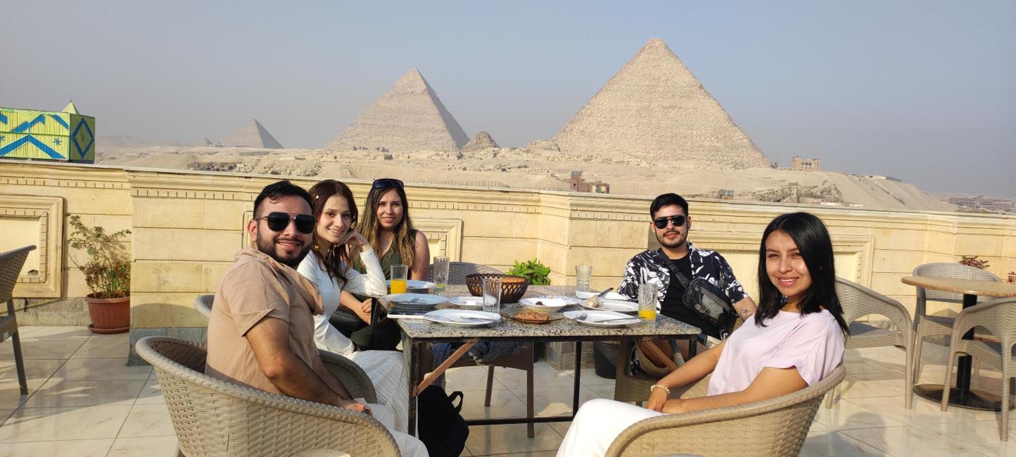 Pyramids Kingdom - Guest House Kafrat al Jabal Exterior photo